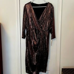 Stunning NWT metallic rose gold dress